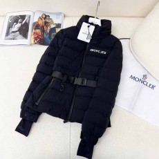 몽클레어 Moncler 여성 패딩 M02922