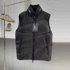 몽클레어 Moncler 남성 패딩조끼 M02992