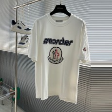 몽클레어 Moncler 남성 라운드 반팔 M03266