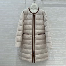 몽클레어 Moncler 여성 패딩 M03425