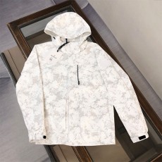 몽클레어 Moncler 남성 바람막이 자켓 M03497