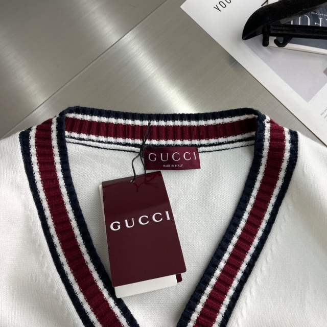 구찌 GUCCI 남성 니트 가디건 GU6363