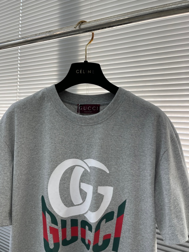 구찌 GUCCI 남성 라운드 반팔 GU6372