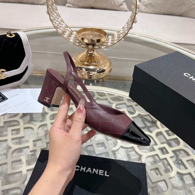 샤넬 CHANEL 여성 슬링백 C01722