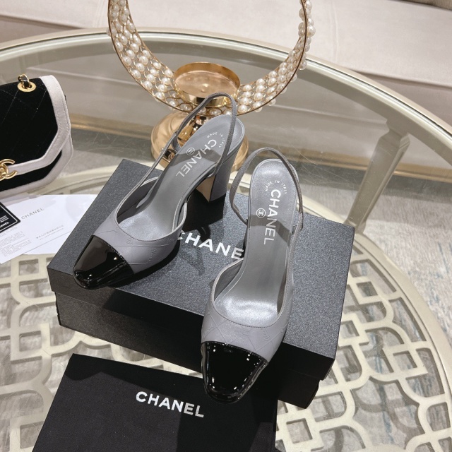 샤넬 CHANEL 여성 슬링백 C01723