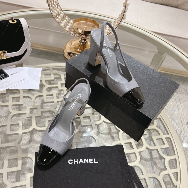 샤넬 CHANEL 여성 슬링백 C01723