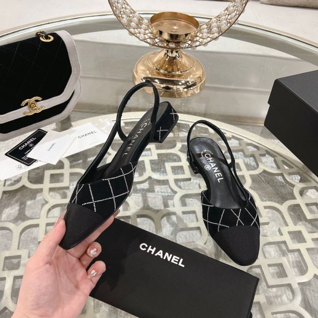 샤넬 CHANEL 여성 슬링백 C01726