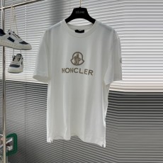 몽클레어 Moncler 남성 라운드 반팔 M03622