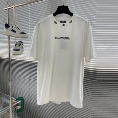 발렌시아가 Balenciaga 남성 라운드 반팔 BG1768
