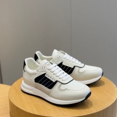 구찌 GUCCI 남성 스니커즈 G3524