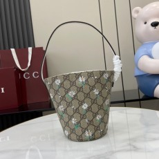 구찌 GUCCI 키즈 버킷백 752356 GU1327