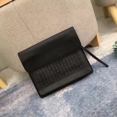 보테가 BOTTEGA VENETA 남성 클러치 BO0152