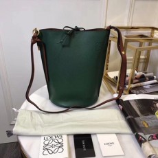 로에베 LOEWE 게이트 버킷백 LW092