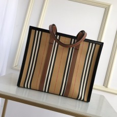 버버리 BURBERRY 쇼퍼백 BB0440