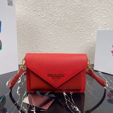 프라다 PRADA 1BP020 사피아노 플랩 크로스백 PR01139