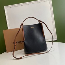 버버리 BURBERRY 레더 페기버킷백 BB0598