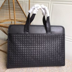 보테가 BOTTEGA VENETA 남성 서류백 BO0440