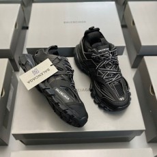 발렌시아가 Balenciaga 남여공용 트랙슈즈 BG0501