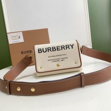 버버리 BURBERRY 크로스 바디백 BB0696