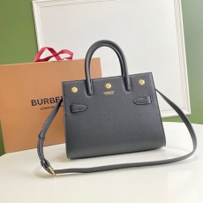 버버리 BURBERRY 여성 타이틀백 BB0728