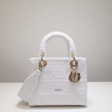 디올 DIOR 미디엄 레이디백 DR337