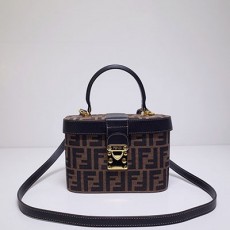 펜디 FENDI 박스 백 FD0628