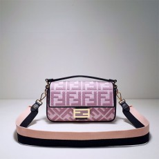 펜디 FENDI 여성 바게트백  FD0717