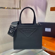 프라다 PRADA 엠보싱 로고 토트백 1BG382 PD0608