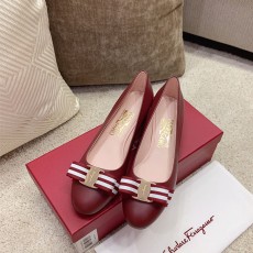 페레가모 FERRAGAMO 바라 펌프스 FM08455