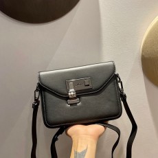 디올 DIOR 21SS 메신저 파우치백  DR691