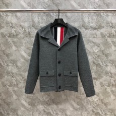 톰브라운 THOMBROWNE 남성 캐시혼방 니트자켓 T365