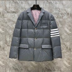 톰브라운 THOMBROWNE 남성  패딩 T396