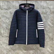 톰브라운 THOMBROWNE 남성 후드 경량 패딩 T404