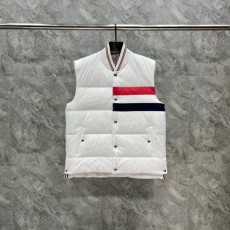 톰브라운 THOMBROWNE 남성 패딩 조끼 T4197