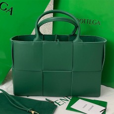 보테가 BOTTEGA VENETA 미니 토트백 652876 BO0709