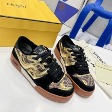 펜디 FENDI 남여공용  매치 스니커즈 F179