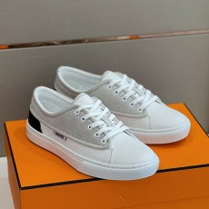 에르메스 HERMES 남성 엔비 트레이너 스니커즈 H08571