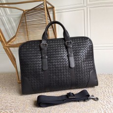 보테가 BOTTEGA VENETA 남성 가죽 토트백 BO0871