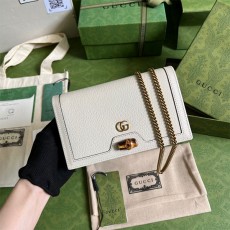 구찌 GUCCI 다이애나 숄더 미니백 696817 GU02196