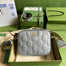 구찌 GUCCI 마틀라세 레더 숄더백 702234 GU02264