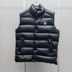 몽클레어 Moncler 남성  패딩 조끼 M02470