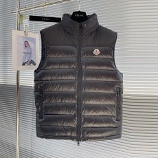 몽클레어 Moncler 남성 패딩조끼 M02573