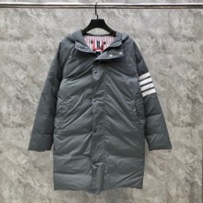 톰브라운 THOMBROWNE 남성 하프 패딩 T4530