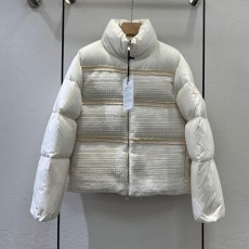 몽클레어 Moncler 여성 패딩 M02621