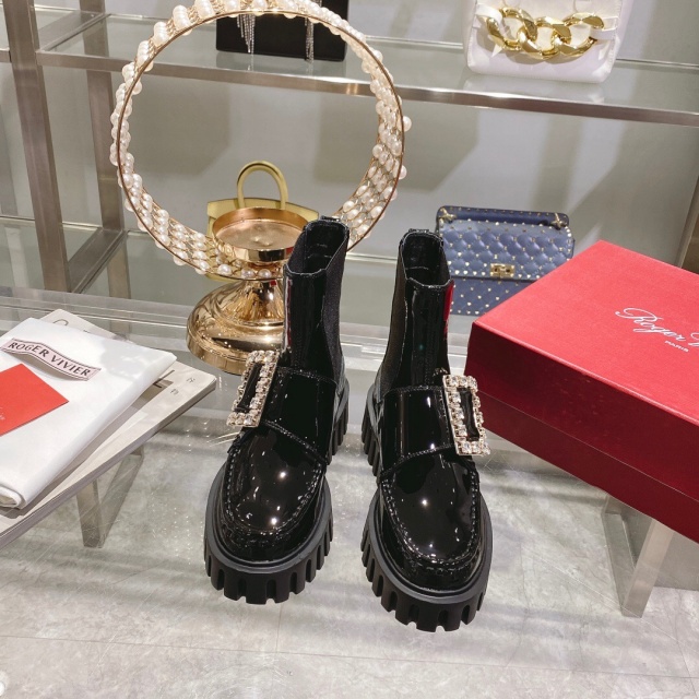 로저비비에 ROGER VIVIER 여성 앵클 부츠 RV155