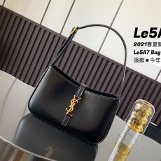 입생로랑 YSL 여성 스몰 호보백 657228 YS0131