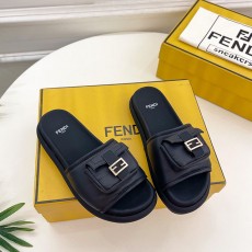 펜디 FENDI 여성 슬라이드 뮬 F304