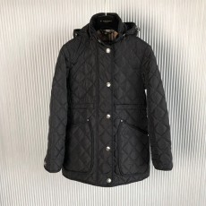 버버리 BURBERRY 여성 퀄팅 패딩 BBR3757