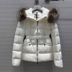 몽클레어 Moncler 여성 패딩 M02856